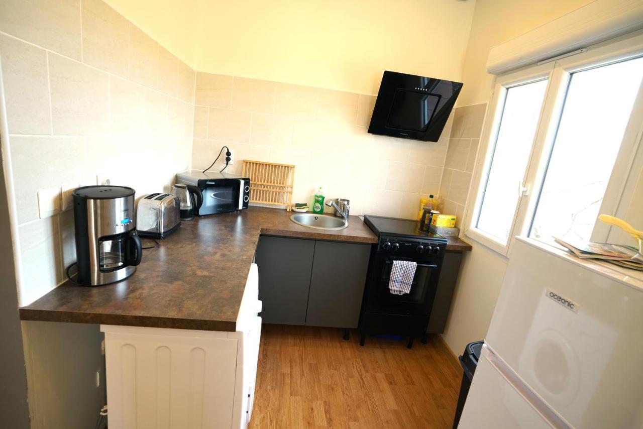 Studio Indépendant Douceur Provençale Montagnac  Extérieur photo
